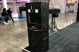 Полное брендирование фотобудки