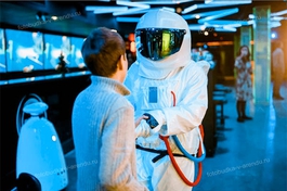 Аниматор актер "Космонавт"