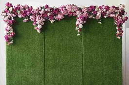 Оформление искусственными цветами