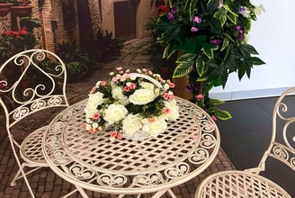 Фотозона французский дворик