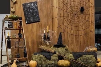 Фотозона Хэллоуин осенняя