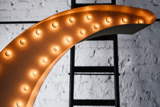 Фотозона Арт — объект Луна