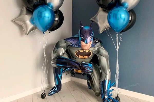 Фотозона Бэтмен из шаров