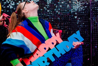 Фотозона из пайеток