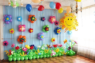 Фотозона для выпускного детского сада из шариков